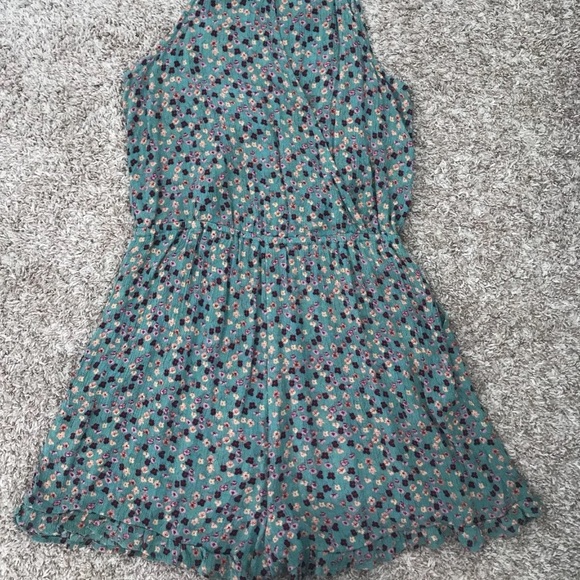 Romper - Picture 2 of 2